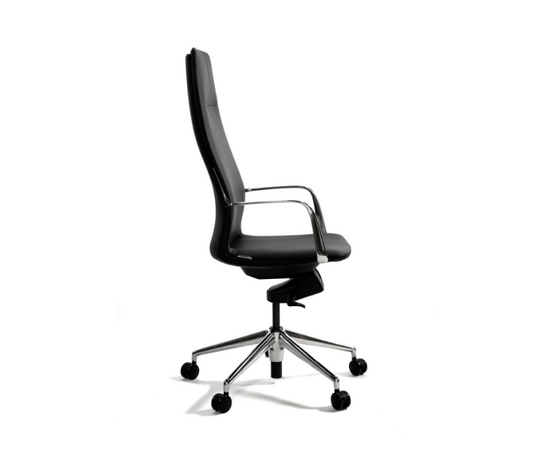Кресло Лиллес (Lilles) 560x600x1200 ФК004-А13 блак (FK004-A13 black) Чёрный, Основной цвет: Чёрный, Ширина: 560, Высота: 1200, Глубина: 600, Материал подлокотников: Металл, Вес: 27,5, Материал крестовины: Алюминий, Материал сиденья: экокожа, Механизм: мультиблок, Подголовник: Да, Регулировка подголовника: Нет, Материал спинки: экокожа, Рекомендованная максимальная нагрузка: 130 кг, Цвет крестовины: Алюминий, Регулировка спинки: Нет, Цвет подлокотников: Хром, Объем: 0,34, изображение 5post-test