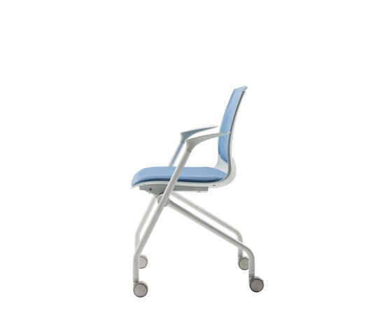 Кресло Дуорест Кью6В1Н (Duorest Q6W1N) белая рама 690x560x610 Кв6В1Н (Q6W1N) белая рама Синий, Основной цвет: Синий, Ширина: 690, Ролики: Есть, Высота: 610, Глубина: 560, Материал крестовины: Каркас-ракушка, Материал сиденья: Ткань Кв6 (Q6), Механизм: Механизм складывания друг в друга,, Подголовник: Нет, Материал спинки: Сетка Кв6 (Q6), Цвет крестовины: Белый, Артикул: Кв6В1Н (Q6W1N) белая рама, изображение 3post-test