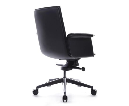 Кресло Рубенс-M 68x68x98/104 B1819-2 Чёрный, Основной цвет: Чёрный, Ширина: 68, Высота: 104, Глубина: 68, Максимальная ширина: 68, Максимальная глубина: 68, Максимальная высота: 104, Вес: 24, Материал сиденья: натуральная кожа/экокожа, Механизм: мультиблок с фиксацией в 3 положениях, Подголовник: обтянутые кожей в цвет кресла, Цвет сиденья: Черный, Цвет спинки: Черный, Максимальная нагрузка: 150, Материал спинки: натуральная кожа/экокожа, Гарантия: 5 лет, Страна производитель: Китай, Объем: 0,418, Бренд: РИВА ООО, Артикул для сайта: B1819-2, изображение 4post-test