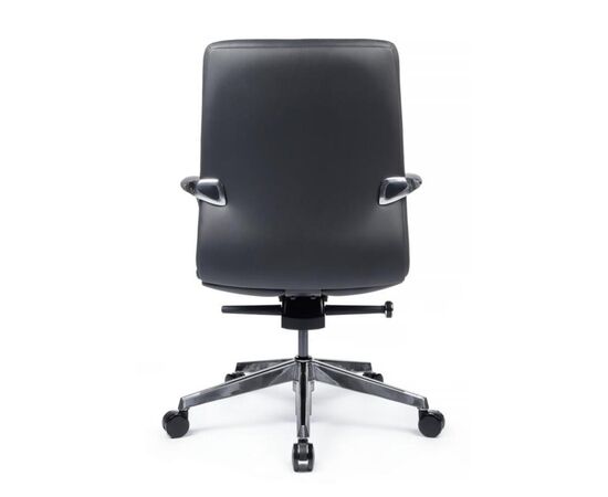 Кресло Пабло-M 67x67x95/101 B2216-1 Чёрный, Основной цвет: Чёрный, Ширина: 67, Высота: 101, Глубина: 67, Максимальная ширина: 67, Максимальная глубина: 67, Максимальная высота: 101, Вес: 23,5, Материал сиденья: натуральная кожа/экокожа, Механизм: мультиблок с фиксацией в 3 положениях, Подголовник: алюминий, с накладками из кожи в цвет кресла, Цвет сиденья: Черный, Цвет спинки: Черный, Максимальная нагрузка: 150, Материал спинки: натуральная кожа/экокожа, Гарантия: 5 лет, Страна производитель: Китай, Объем: 0,185, Бренд: РИВА ООО, Артикул для сайта: B2216-1, изображение 4post-test