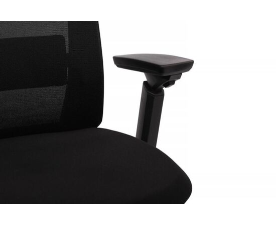 Кресло Миратт 67x56x115/125 MRTB-001 Чёрный, Основной цвет: Чёрный, Ширина: 67, Высота: 125, Глубина: 56, Максимальная ширина: 67, Максимальная глубина: 56, Максимальная высота: 125, Вес: 20, Материал сиденья: ткань, Механизм: синхромеханизм с клавишным слайдером, Подголовник: черный пластик 3D, Цвет сиденья: Черный, Цвет спинки: Черный, Максимальная нагрузка: 120, Материал спинки: сетка, Объем: 0,203, Бренд: РИВА ООО, Артикул для сайта: MRTB-001, изображение 16post-test