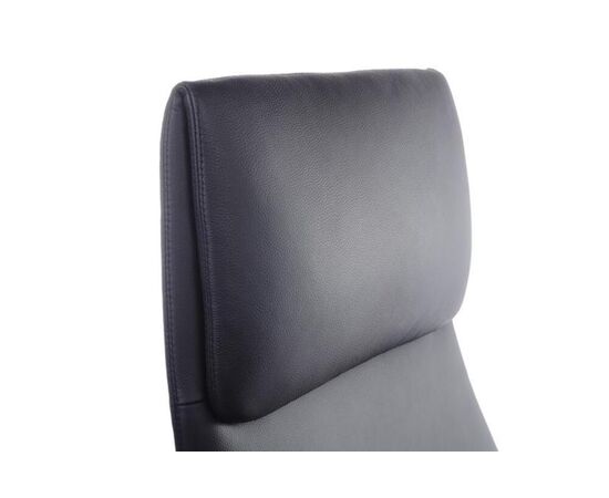 Кресло Аура 68x68x122/128 FK005-A Чёрный, Основной цвет: Чёрный, Ширина: 68, Высота: 128, Глубина: 68, Максимальная ширина: 68, Максимальная глубина: 68, Максимальная высота: 128, Вес: 28,6, Материал сиденья: натуральная кожа/экокожа, Механизм: мультиблок, Подголовник: обтянутые кожей в цвет кресла, Цвет сиденья: Черный, Цвет спинки: Черный, Максимальная нагрузка: 150, Материал спинки: натуральная кожа/экокожа, Гарантия: 5 лет, Страна производитель: Китай, Объем: 0,519, Бренд: РИВА ООО, Артикул для сайта: FK005-A, изображение 7post-test
