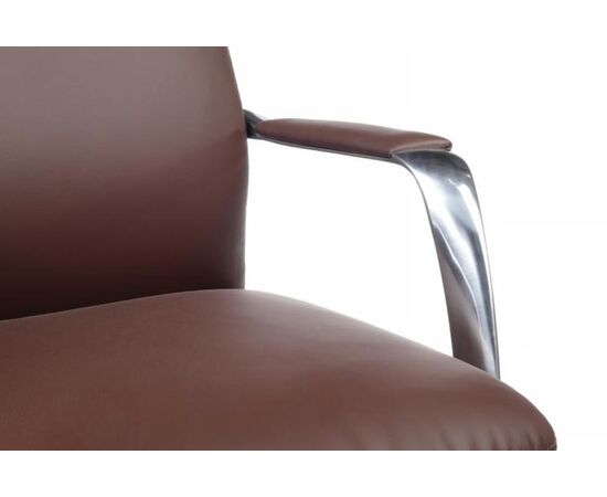 Кресло Пабло-M 67x67x95/101 B2216-1 Коричневый, Основной цвет: Коричневый, Ширина: 67, Высота: 101, Глубина: 67, Максимальная ширина: 67, Максимальная глубина: 67, Максимальная высота: 101, Вес: 23,5, Материал сиденья: натуральная кожа/экокожа, Механизм: мультиблок с фиксацией в 3 положениях, Подголовник: алюминий, с накладками из кожи в цвет кресла, Цвет сиденья: Коричневый, Цвет спинки: Коричневый, Максимальная нагрузка: 150, Материал спинки: натуральная кожа/экокожа, Гарантия: 5 лет, Страна производитель: Китай, Объем: 0,185, Бренд: РИВА ООО, Артикул для сайта: B2216-1, изображение 5post-test