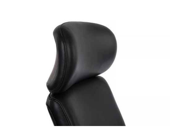 Кресло Марк 74x70x120/126 FK006-A Чёрный, Основной цвет: Чёрный, Ширина: 74, Высота: 126, Глубина: 70, Максимальная ширина: 74, Максимальная глубина: 70, Максимальная высота: 126, Вес: 35,2, Материал сиденья: натуральная кожа, Механизм: синхромеханизм со слайдером с фиксацией в 3 положениях, Подголовник: 3D, с накладками из кожи в цвет кресла, Цвет сиденья: Черный, Цвет спинки: Черный, Максимальная нагрузка: 250, Материал спинки: натуральная кожа, Гарантия: 5 лет, Страна производитель: Китай, Объем: 0,389, Бренд: РИВА ООО, Артикул для сайта: FK006-A, изображение 9post-test