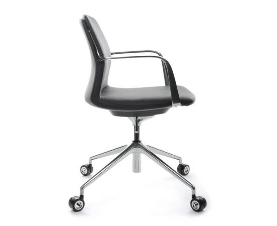 Кресло Плаза-M 70x70x80/86 FK004-B12 Антрацит, Основной цвет: Антрацит, Ширина: 70, Высота: 86, Глубина: 70, Максимальная ширина: 70, Максимальная глубина: 70, Максимальная высота: 86, Вес: 16, Материал сиденья: натуральная кожа/экокожа, Механизм: пиастра, Подголовник: алюминий, Цвет сиденья: Антрацит, Цвет спинки: Антрацит, Максимальная нагрузка: 120, Материал спинки: натуральная кожа/экокожа, Гарантия: 5 лет, Страна производитель: Китай, Объем: 0,209, Бренд: РИВА ООО, Артикул для сайта: FK004-B12, изображение 2post-test