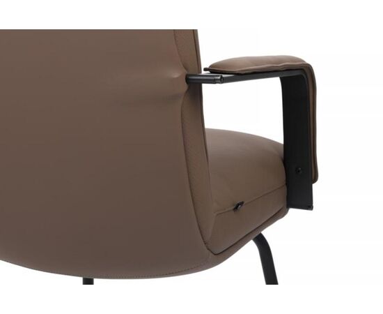 Кресло Отто RCH 64x74x109 CV-P001BS Коричневый, Основной цвет: Коричневый, Ширина: 64, Высота: 109, Глубина: 74, Максимальная ширина: 64, Максимальная глубина: 74, Максимальная высота: 109, Вес: 24,8, Материал сиденья: экокожа, Подголовник: металлические, с накладками из экокожи в цвет кресла, Цвет сиденья: Коричневый, Цвет спинки: Коричневый, Максимальная нагрузка: 150, Материал спинки: экокожа, Гарантия: 1 год, Страна производитель: Китай, Объем: 0,314, Бренд: РИВА ООО, Артикул для сайта: CV-P001BS, изображение 10post-test